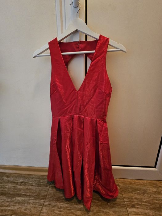 Официална червена рокля XS