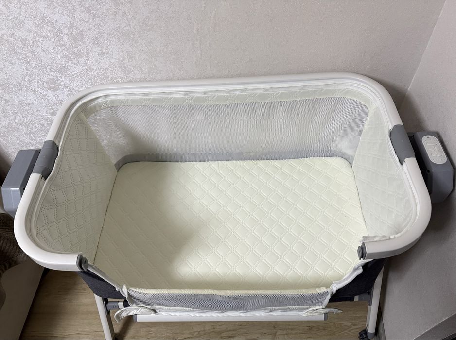 Продам кроватку