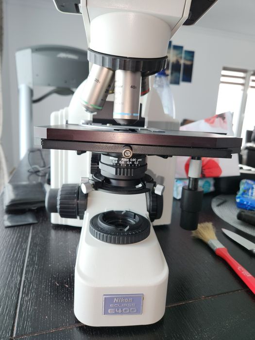 Microscop Nikon Eclipse E400