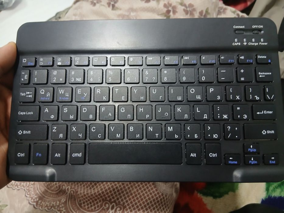 Bluetooth klavutura.