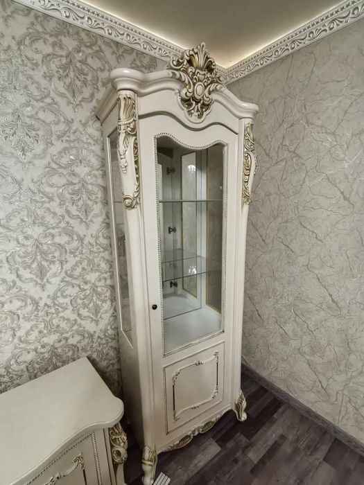 Продам срочно гарнитур