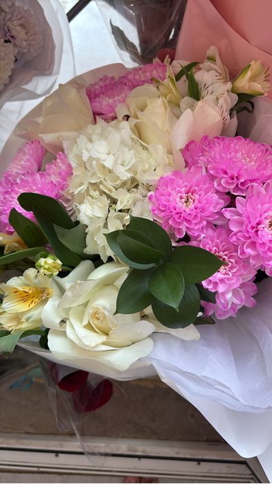 Продам цветы от 5-8 тысяч