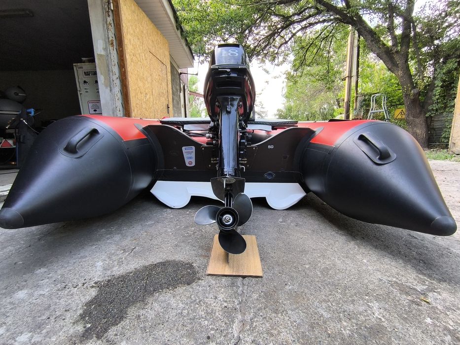 Лодка 390  с мотором 18 ЛС.