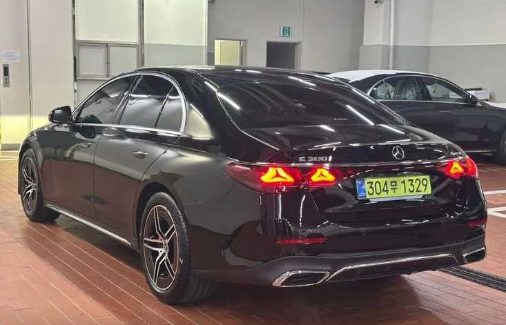 Mercedes-Benz E-class E300 AMG line