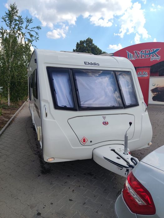 Rulota Elddis pat fix frantuzesc 4 5 persoane
