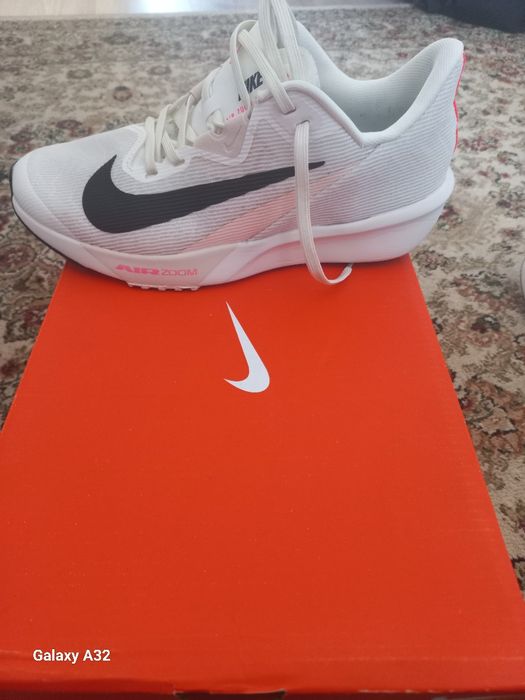 Nike Air zoom rival fly 4