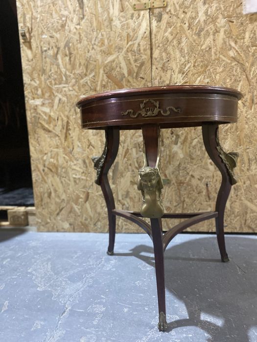 Măsuță de salon vintage/antică în stil Louis XV, lemn și bronz, blat catifelat verde