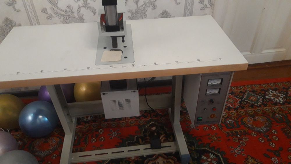 Ултиразвукавой машина янги холи ишлатилмаган.