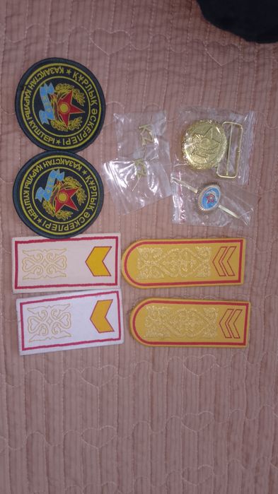 Парадная форма новая ни разу не одевал размер обуви 39