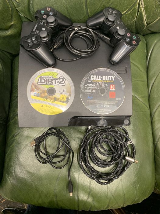 Vand ps3 cu 2console