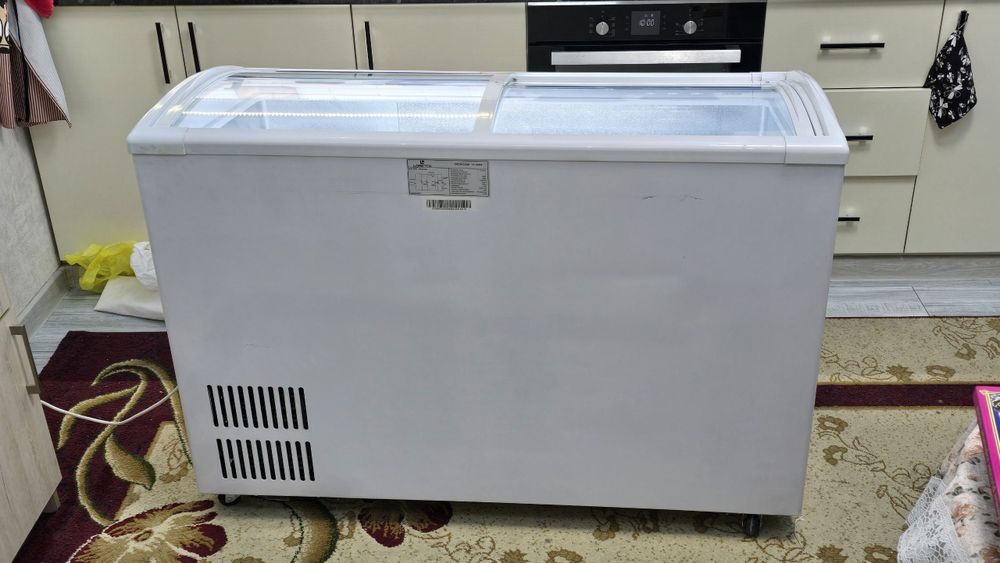Продам морозильник Loreto как новый гарантия есть
