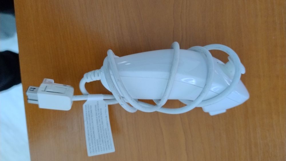 Wii + accesorii + 2 jocuri