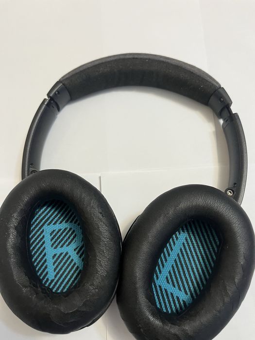 Casti Bose QC 25 purtate