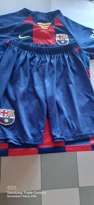 Nike оригинален футболен комплект 164