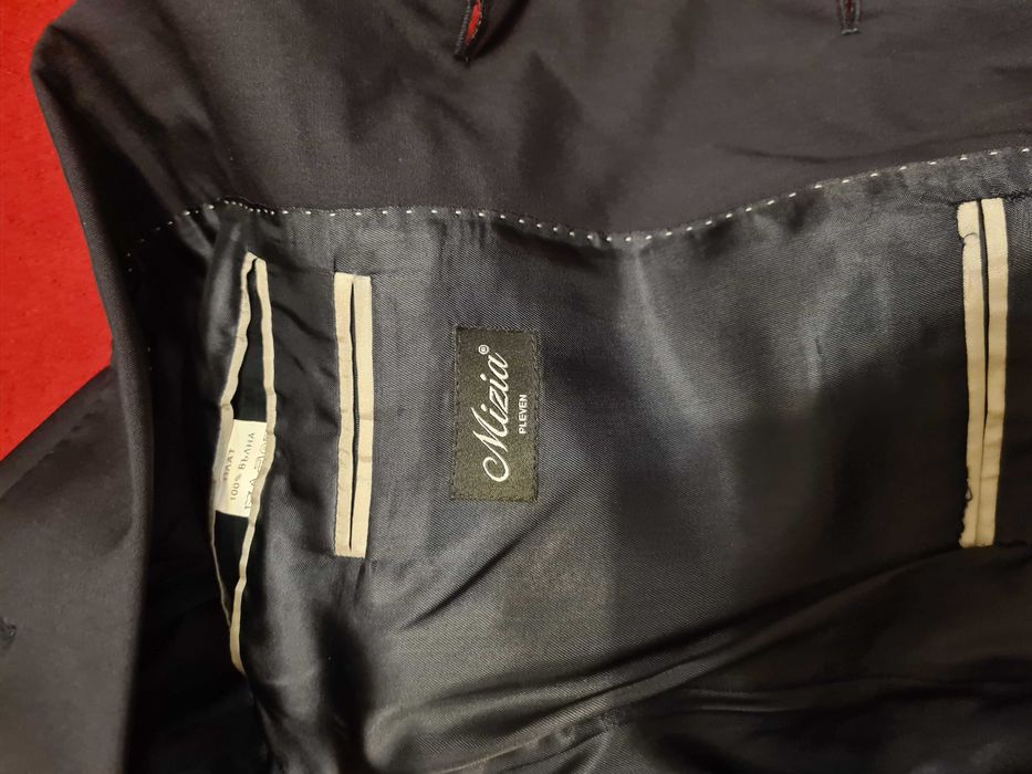 Костюм сако+панталон  Mizia Pleven