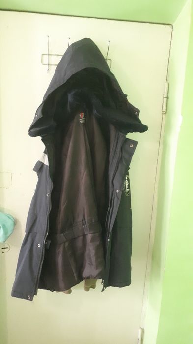 Куртка зимняя, утепленная