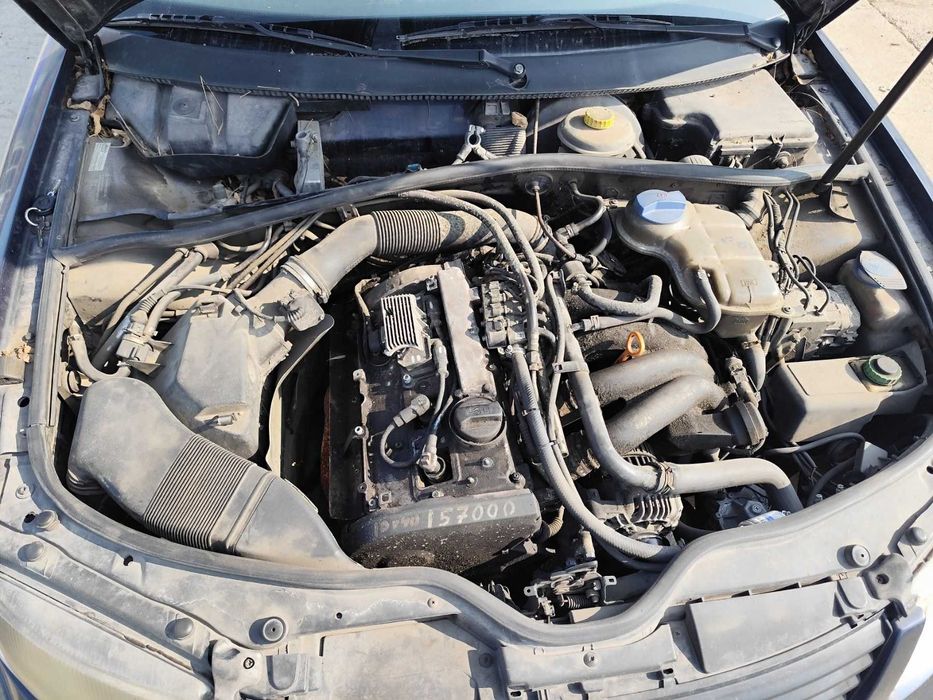 VW Passat 1.8 В5 - 1.8 - 125к.с - 1998г. на части