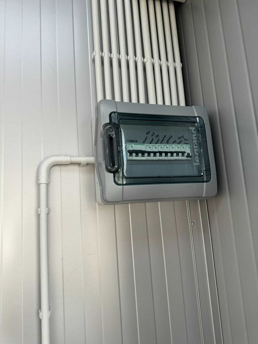 Професионален Електротехник - Качество, Надеждност и Достъпни Цени!