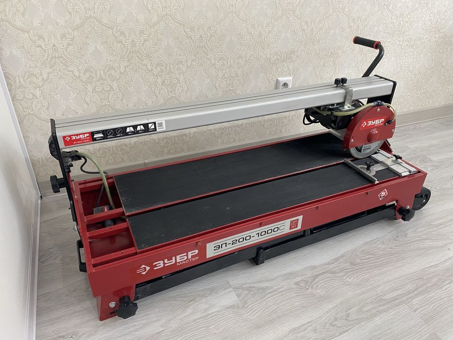 Электрический Плиткорез