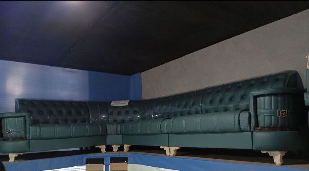 Yumshoq mebelar 3 mln 500 mingdan skidka narhda