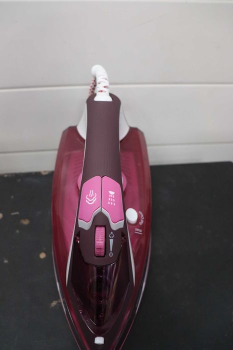 Ютия Clatronic DB3705, 7 функции, 380ml, 220-240V, 2600W, бяло/червено