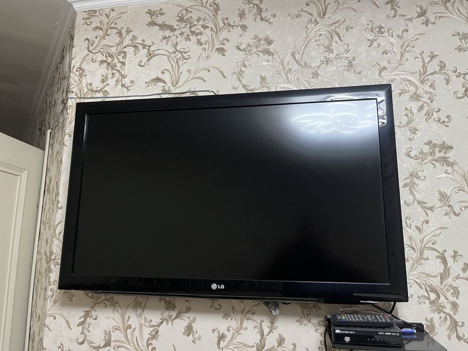 Плазменный телевизор LG-107 см
