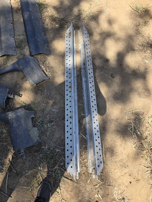 Пълен комплект оригинални степенки/прагове бмв Х5 Е53