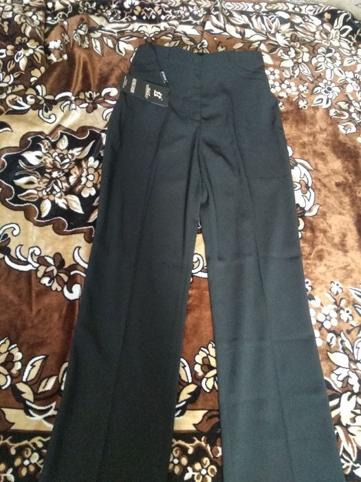 Брюки женские...
