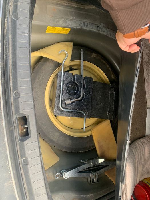 Продам автомобиль Тойота королла