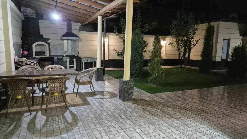 Сдаётся дом по Никитина в Мирзо-Улугбекском районе хорошая Неоклассика