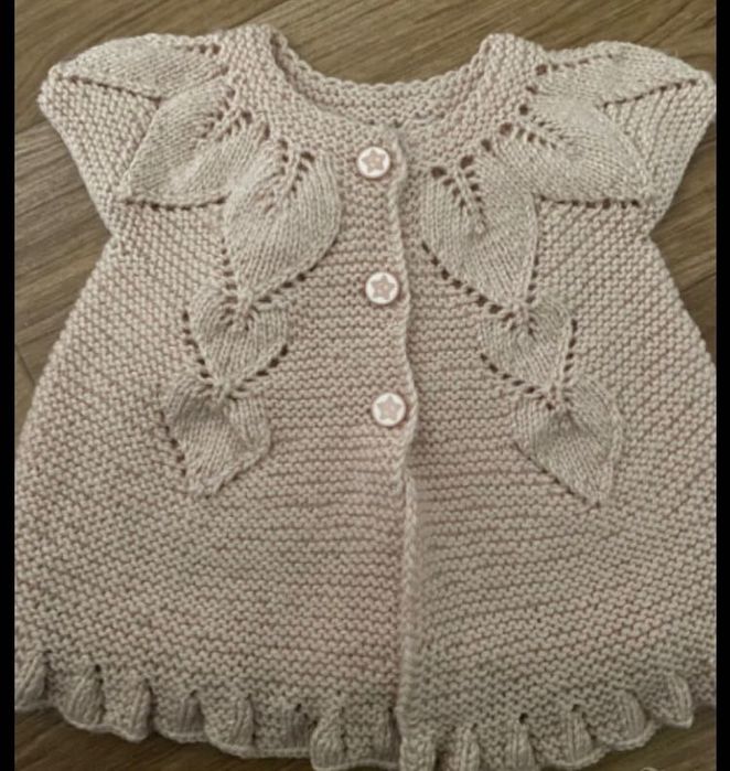 Бебешки плетени елеци и терлички