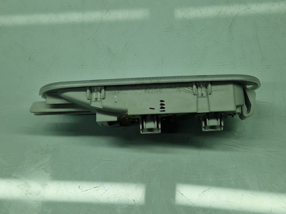 Plafoniera spate Dacia Duster [Fabr 2010-2017] SUV Facelift 8200074362