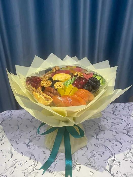 Букеты из сухофруктов