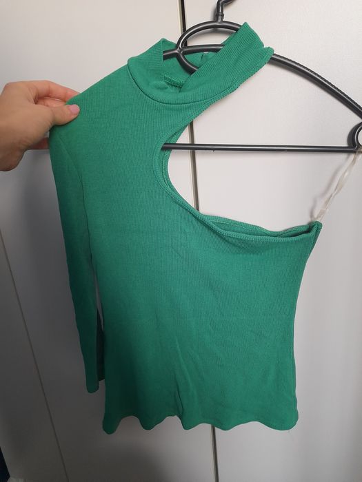 Нова зелена къса блуза С размер