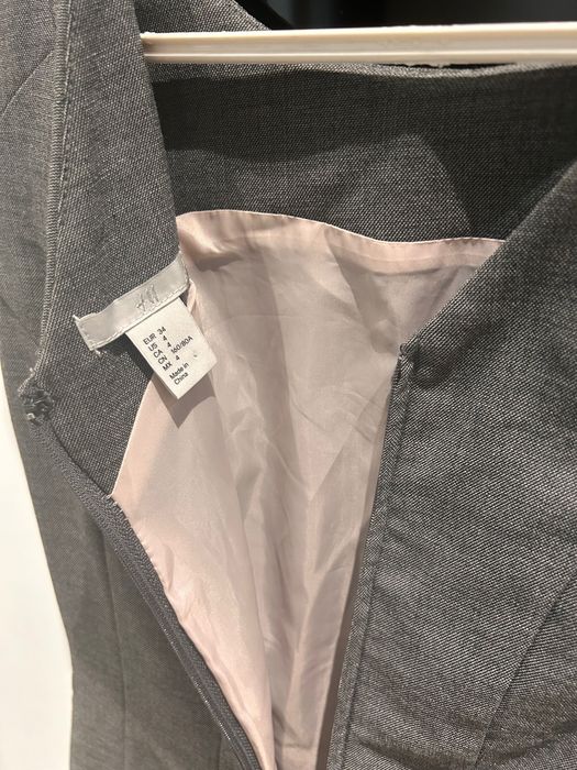 Сив костюм от сако и рокля H&M