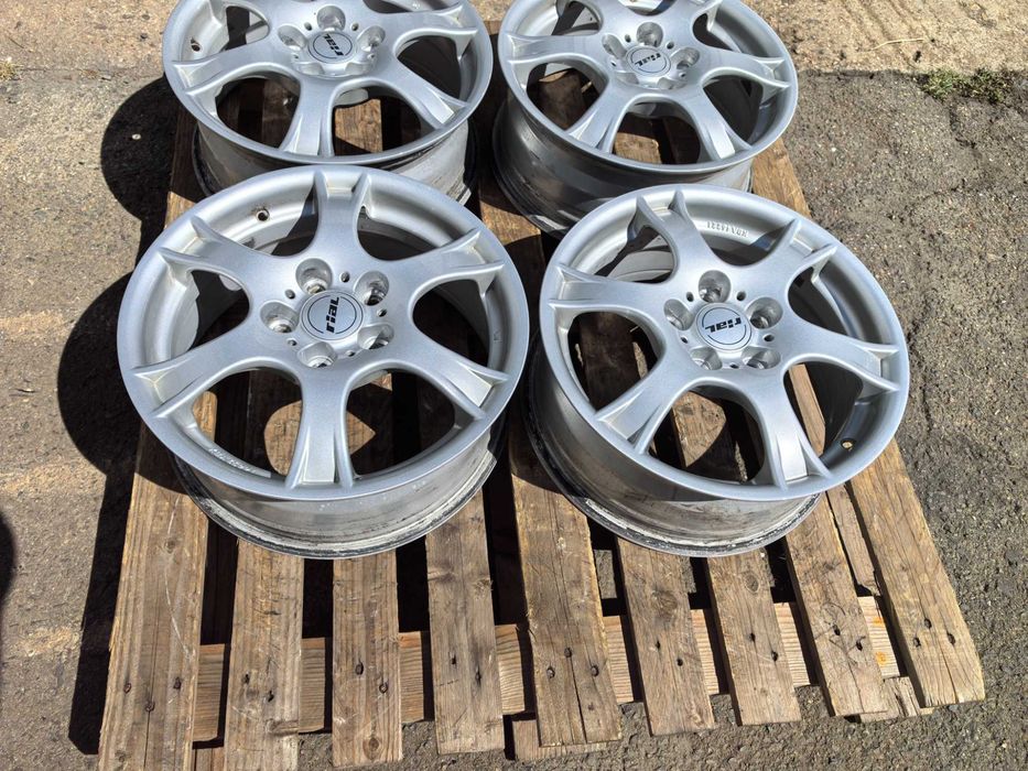 16 цола 5 х 114,3 мм Хонда / КИЯ / Хюндай / ТОйота - 6,5 Инча / ЕТ 45