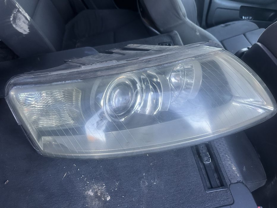 Far faruri xenon audi a6 c6