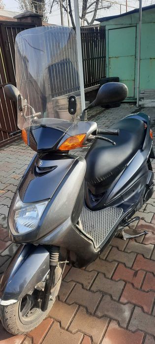 Продам скутер Yamaha Cygnus X 125