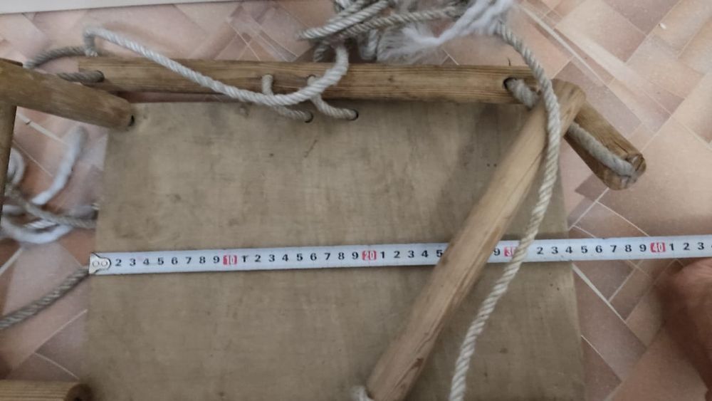 Качели детские подвесные.