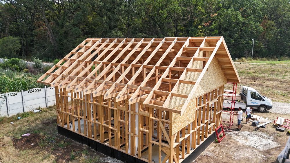 Structura acoperis din ferme prefabricate, Lemn certificat C24