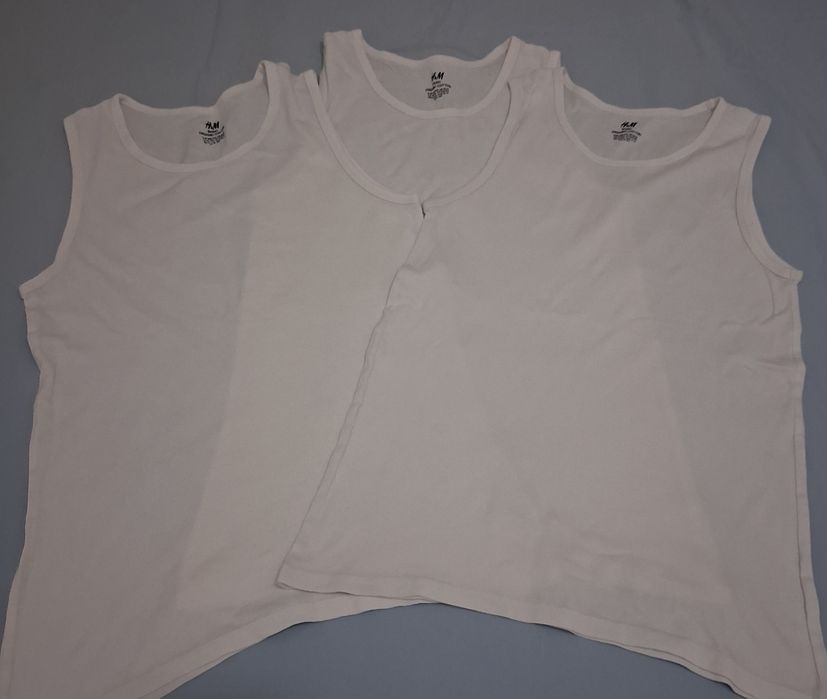 Детски шапки и потници