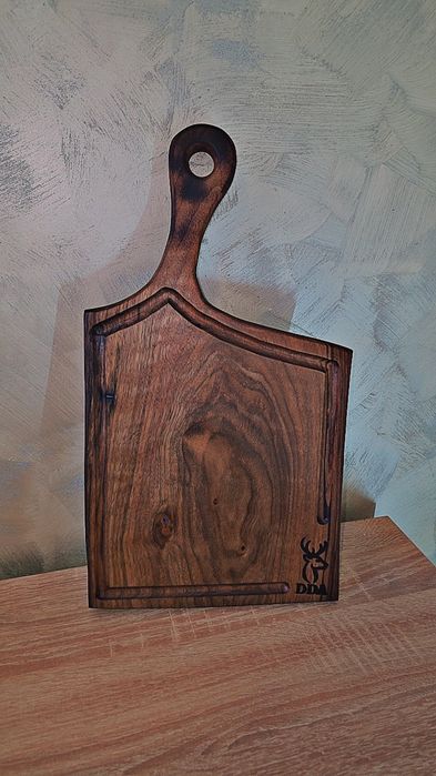 Tocătoare din lemn masiv de nuc