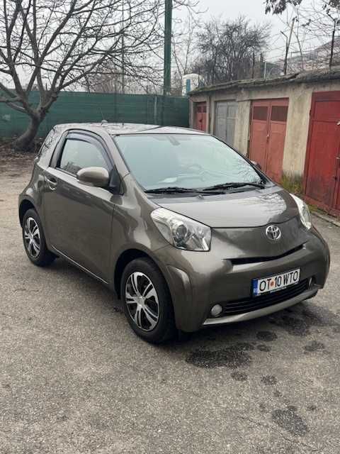 Toyota IQ Colection