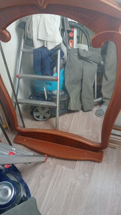 Продается зеркало
