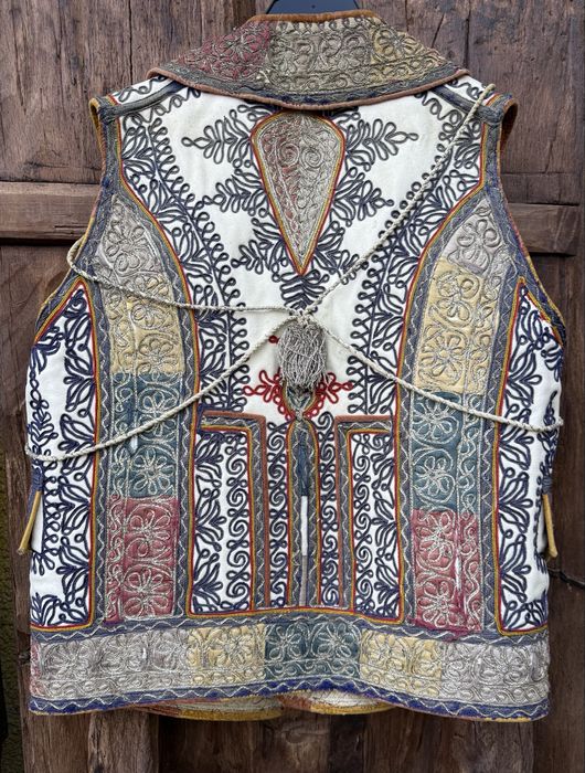 Cojoc taranesc Banatean inedit