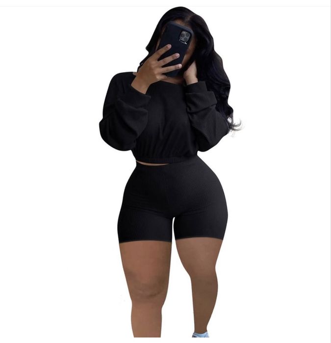 Женские костюмы двойка