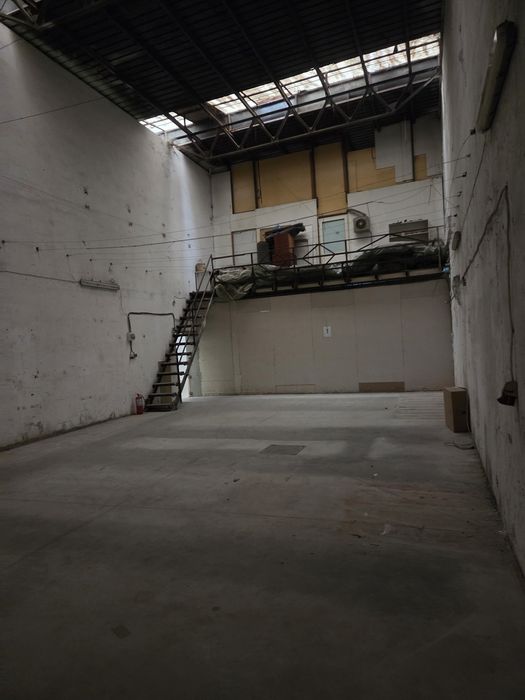 Hala,Productie, Depozitare