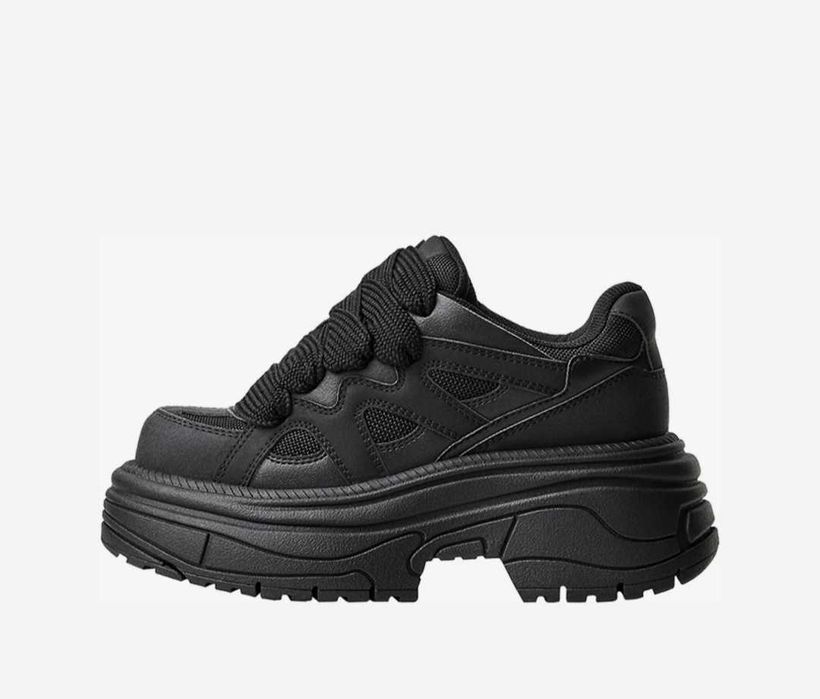 Маратонки Bershka на дебела подметка