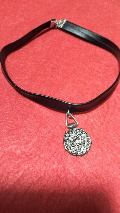 Кулон Йеннифер из Ведьмак