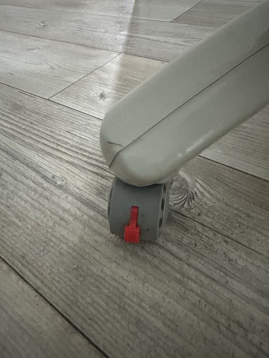 Продам стульчик для кормления